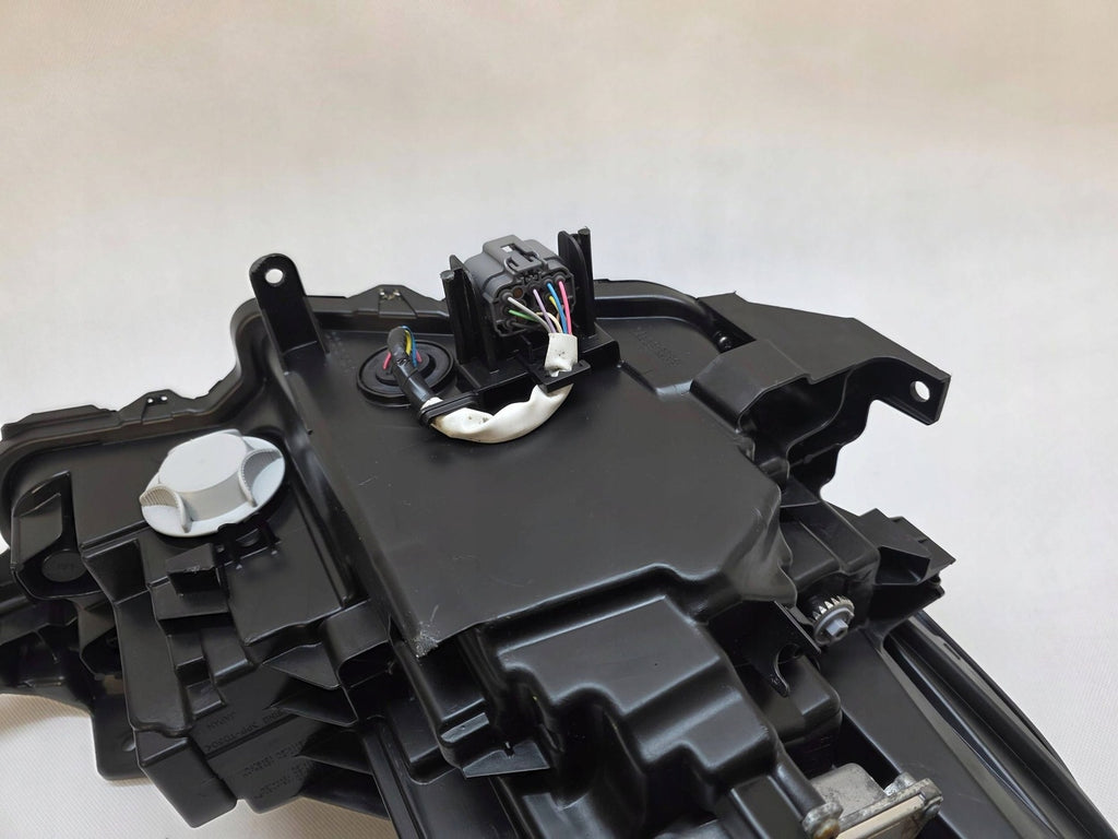 Frontscheinwerfer Mazda 3 SPP15798 BCJH-51040 Links Scheinwerfer Headlight SCH4094110388iu