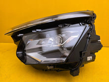 Laden Sie das Bild in den Galerie-Viewer, Frontscheinwerfer Skoda Kamiq 656941015C LED Links Scheinwerfer Headlight SCH2307438611bf