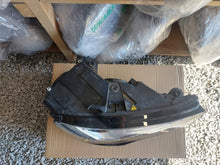 Laden Sie das Bild in den Galerie-Viewer, Frontscheinwerfer Audi A3 8V0941006 Xenon Rechts Scheinwerfer Headlight SCH7658977062dx