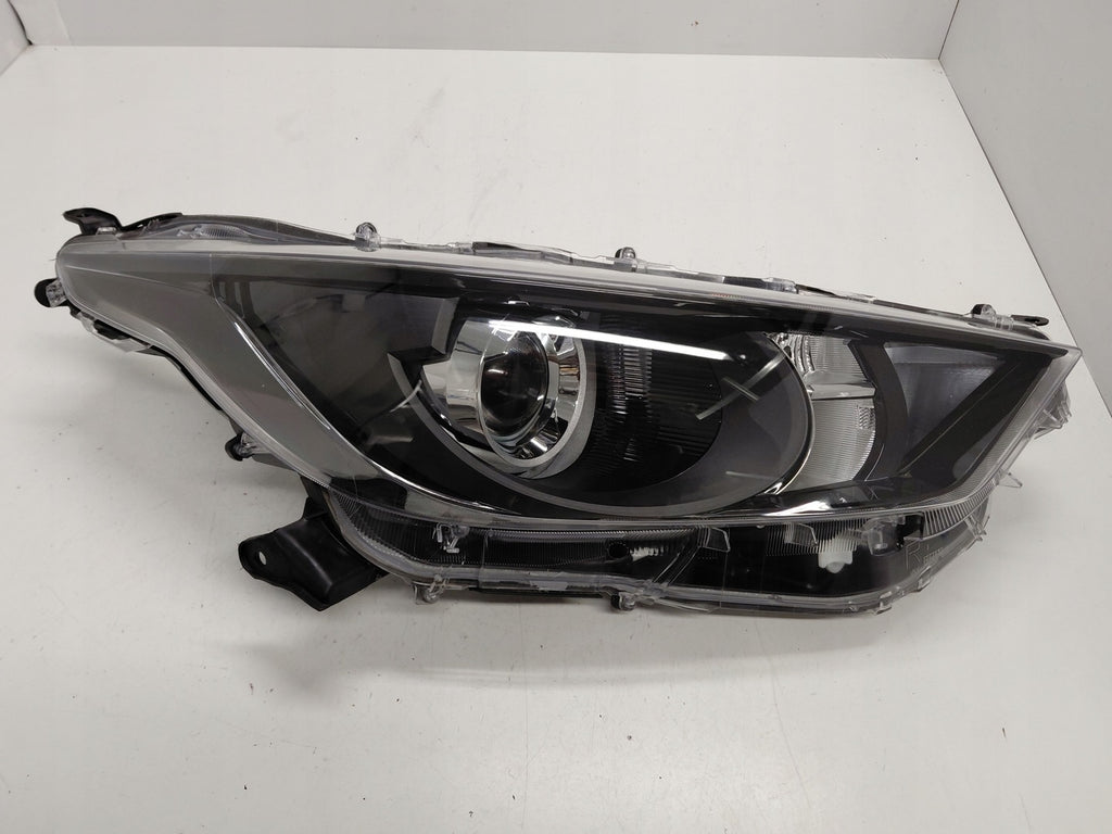 Frontscheinwerfer Toyota Yaris K0-6EU Rechts Scheinwerfer Headlight SCH2289225582tx
