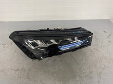 Laden Sie das Bild in den Galerie-Viewer, Frontscheinwerfer Skoda Enyaq 5LB941016 Rechts Scheinwerfer Headlight SCH1958602916jp