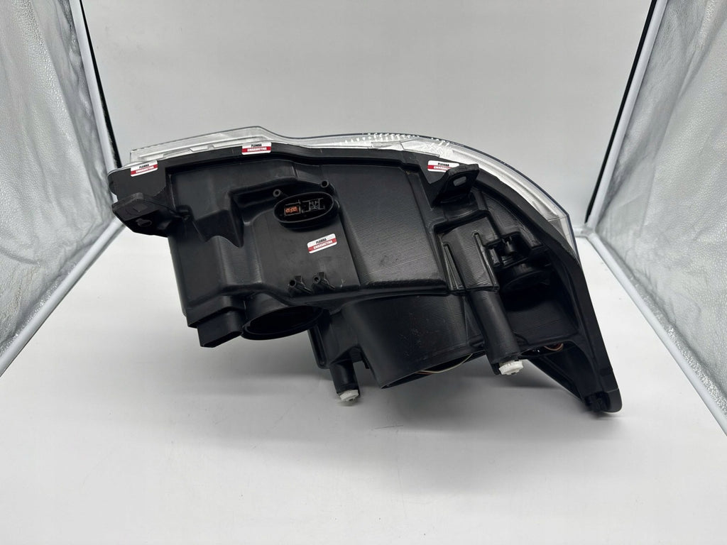 Frontscheinwerfer Mercedes-Benz Viano W639 Vito A6398202861 Links Headlight SCH8884831720zr