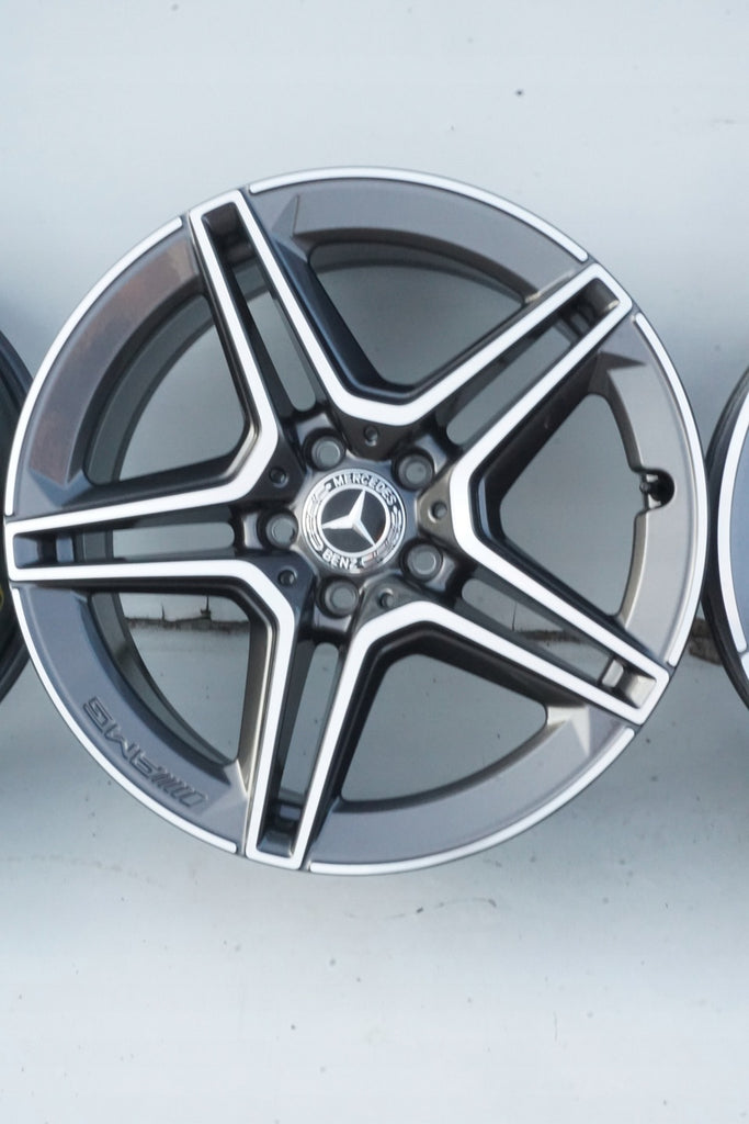 4x Alufelge 18 Zoll 7.5" 5x112 44ET Glanz Schwarz A2054019500 Mercedes-Benz W205