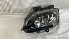 Laden Sie das Bild in den Galerie-Viewer, Frontscheinwerfer Hyundai Kona Full LED Links Scheinwerfer Headlight SCH6971890658im