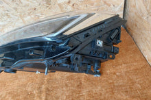 Laden Sie das Bild in den Galerie-Viewer, Frontscheinwerfer Seat Leon 5FB941007G LED Links Scheinwerfer Headlight