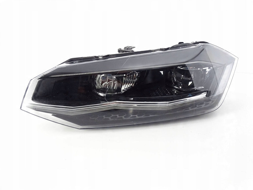 Frontscheinwerfer VW Polo 2G1941035F Links Scheinwerfer Headlight