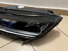 Laden Sie das Bild in den Galerie-Viewer, Frontscheinwerfer Skoda Octavia IV 5E4941009 Full LED Links Headlight SCH1785352109pe