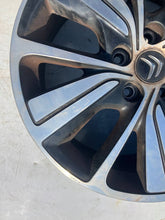 Load image into Gallery viewer, 1x Alufelge 17 Zoll 7.0" 5x108 9677090377 Citroën C4 Picasso Ii Rim Wheel FEL8839724622vw