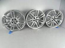 Load image into Gallery viewer, 1x Alufelge 19 Zoll 8.5&quot; 5x112 28ET Glanz Silber 4M0601025P Audi Q7 Q8 Rim Wheel