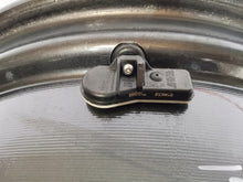 Load image into Gallery viewer, 1x Alufelge 19 Zoll 8.0&quot; 5x114.3 51ET 52910-S1330 Hyundai Santa Fe Rim Wheel