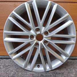 1x Alufelge 18 Zoll 7.0