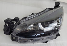 Load image into Gallery viewer, Frontscheinwerfer Mazda 2 Demio D43N-51040 Links Scheinwerfer Headlight SCH5687507042ys