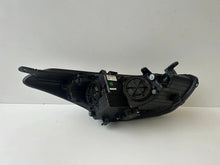 Laden Sie das Bild in den Galerie-Viewer, Frontscheinwerfer Hyundai I30 92101-A6000 Links Scheinwerfer Headlight SCH2897751008if