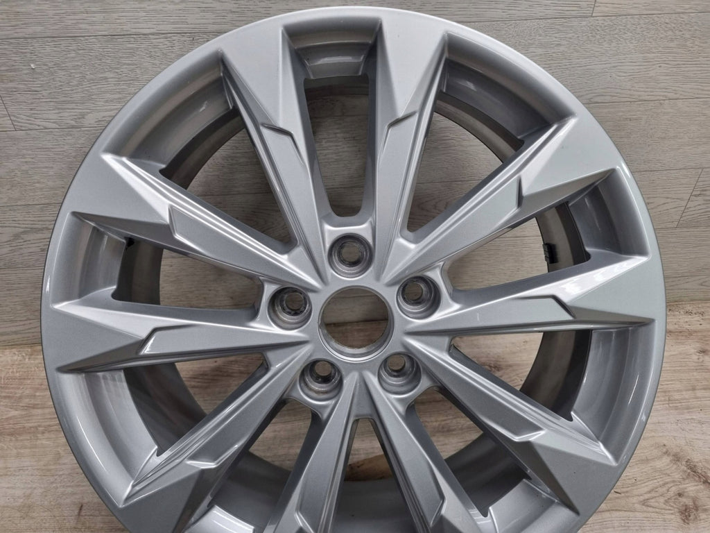1x Alufelge 18 Zoll 83A601025G Audi Q3 Rim Wheel FEL8606108791zv