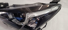 Load image into Gallery viewer, Frontscheinwerfer Mazda D09K-51040 LED Links Scheinwerfer Headlight