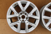 Laden Sie das Bild in den Galerie-Viewer, 1x Alufelge 17 Zoll 6.5&quot; 5x112 39ET 6856076 BMW X2 F39 X1 F48 Rim Wheel