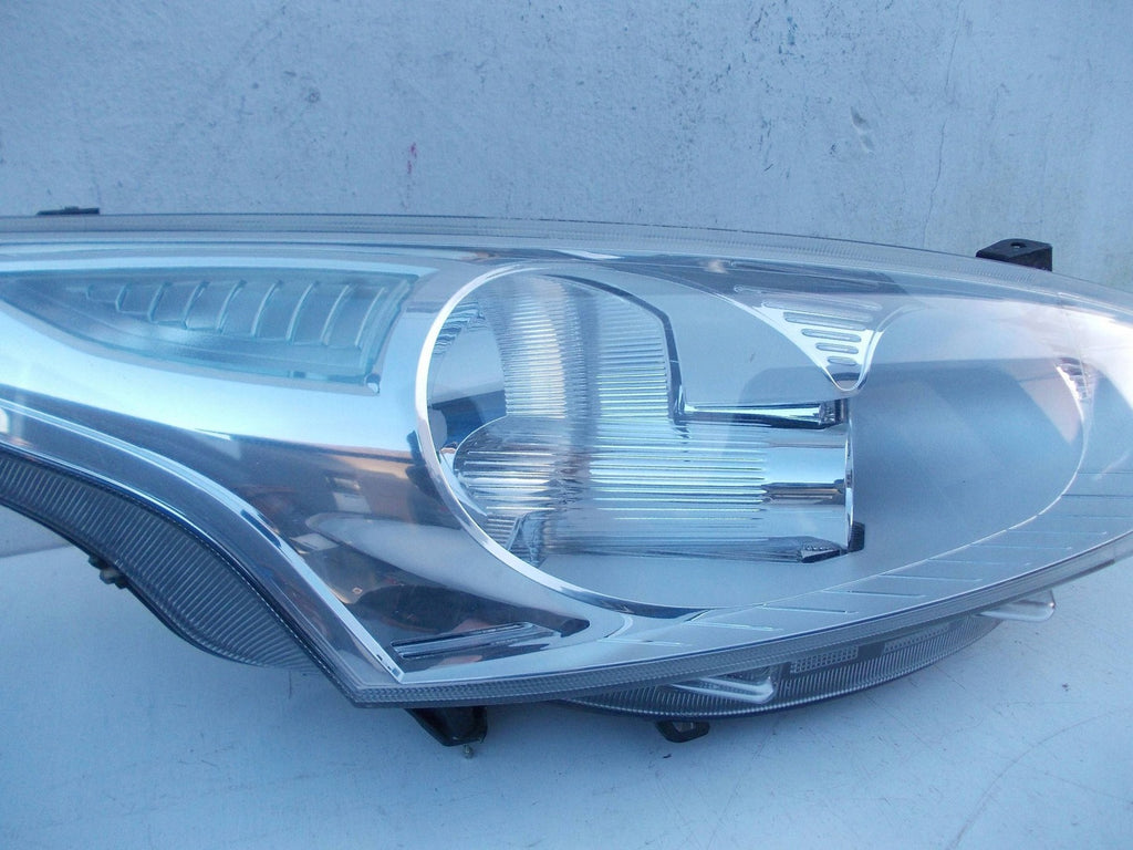 Frontscheinwerfer Ford B-Max 04615099900010 28022015 Ein Satz Headlight SCH2412312377nx