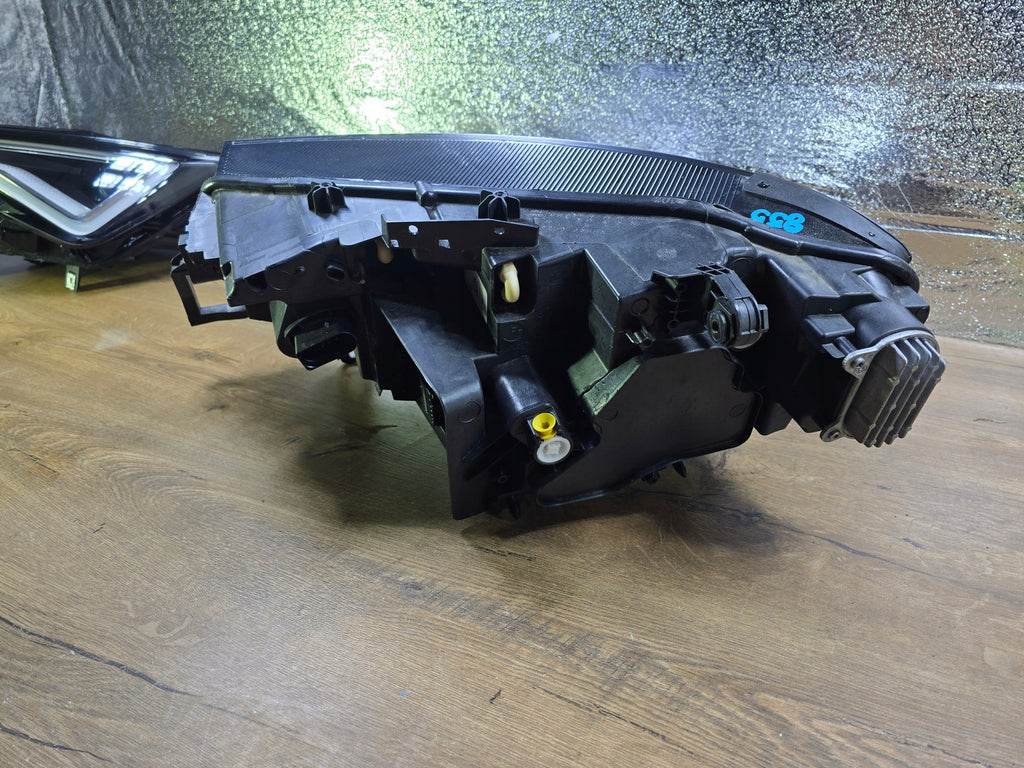 Frontscheinwerfer VW Id.4 11B941036M Rechts Scheinwerfer Headlight SCH3204392879jg