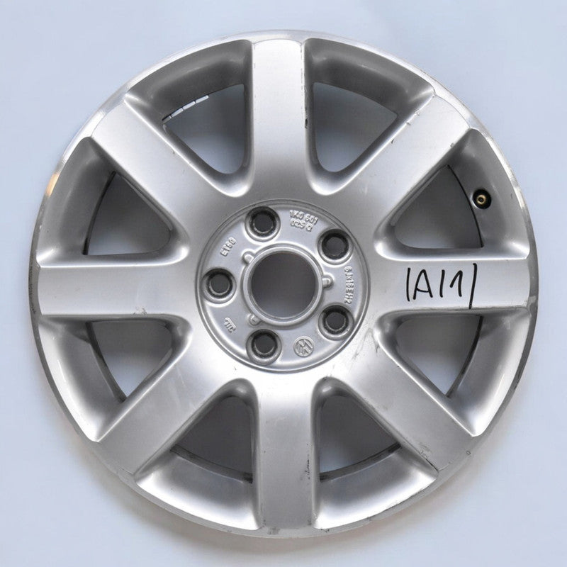 1x Alufelge 16 Zoll 6.0" 5x112 50ET Glanz Silber 1K0601025Q VW Golf Rim Wheel