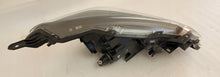 Load image into Gallery viewer, Frontscheinwerfer Toyota Yaris Links Scheinwerfer Headlight