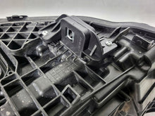 Laden Sie das Bild in den Galerie-Viewer, Frontscheinwerfer Mercedes-Benz W177 A1779063805 LED Rechts Headlight SCH2301465671pj