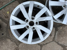 Load image into Gallery viewer, 1x Alufelge 16 Zoll 6.5" 5x112 41ET Matt Silber 3G0601025BJ VW Passat B8 FEL7280697499me
