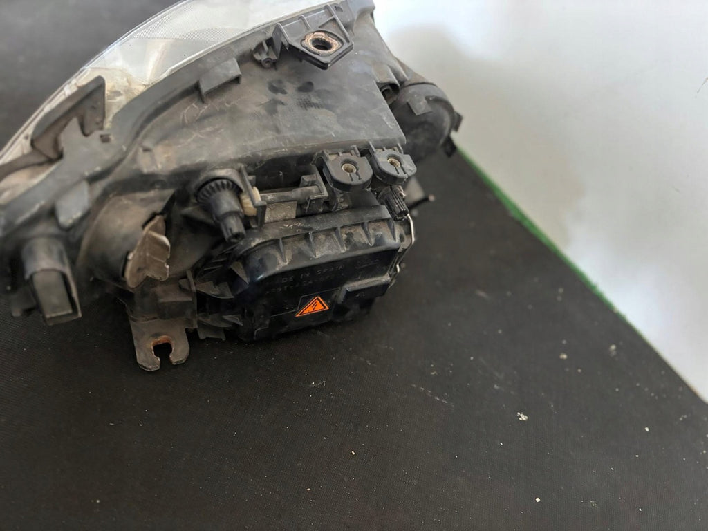 Frontscheinwerfer Seat Exeo 3R1941007E Xenon Ein Stück (Rechts oder Links)