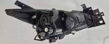 Laden Sie das Bild in den Galerie-Viewer, Frontscheinwerfer Mazda 3 BHR151040 Ein Stück (Rechts oder Links) Headlight SCH3625308927zu
