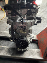Load image into Gallery viewer, Motor Citroën Peugeot I 10XR00 HN09 1.2 Hybrid Engine Unkomplett MOT1850282196bq