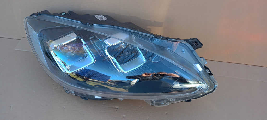 Frontscheinwerfer Ford Kuga LV4B-13E016-AN Full LED Rechts Headlight SCH2493167957nh