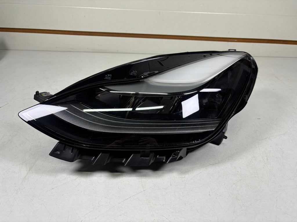 Frontscheinwerfer Tesla 3 1514952-00-D Links Scheinwerfer Headlight