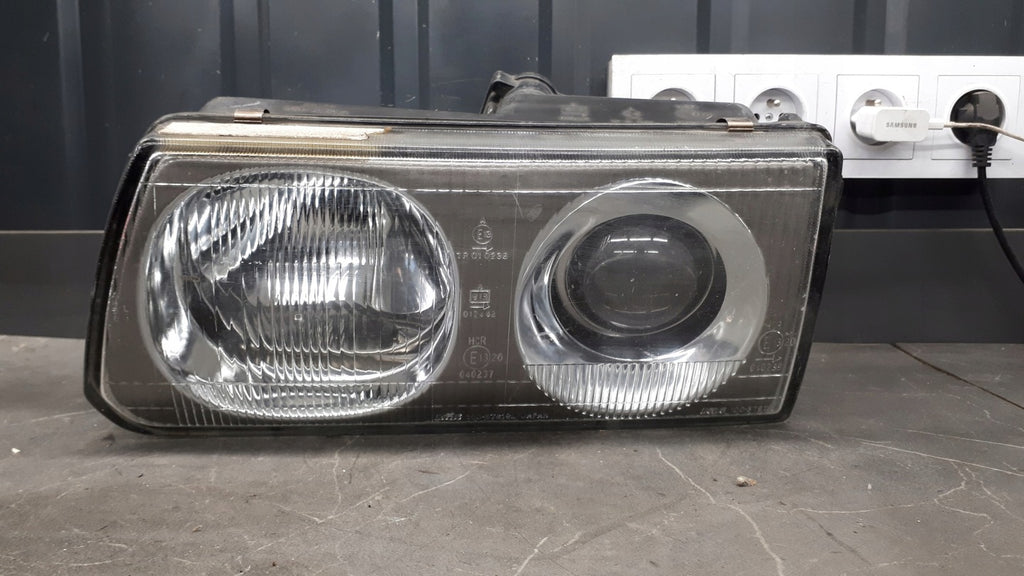 Frontscheinwerfer Mitsubishi Delica 100-37619 Links Scheinwerfer Headlight