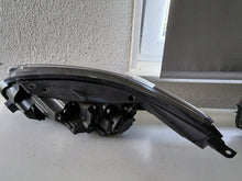 Laden Sie das Bild in den Galerie-Viewer, Frontscheinwerfer Kia Xceed 92102J7 Full LED Ein Stück (Rechts oder Links)