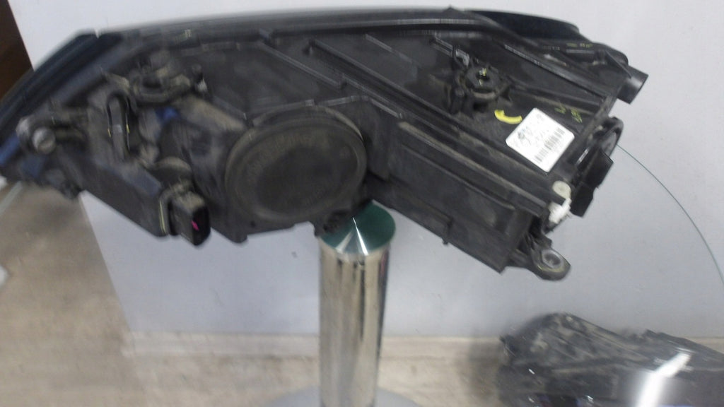 Frontscheinwerfer VW Jetta 5C7941752E Xenon Rechts Scheinwerfer Headlight SCH2081910481cj