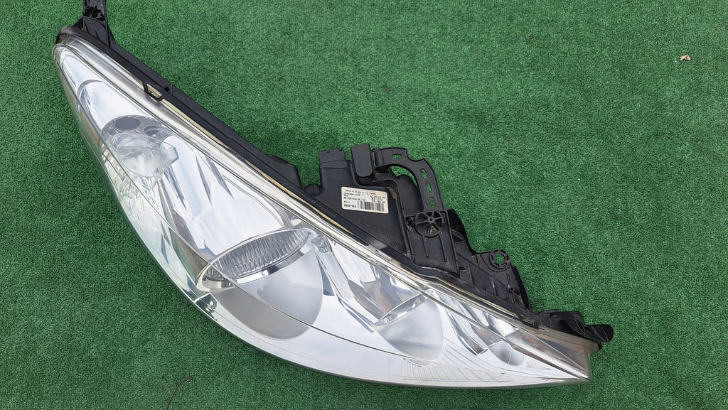 Frontscheinwerfer Peugeot 207 89901969 9683683880-02 Rechts Headlight