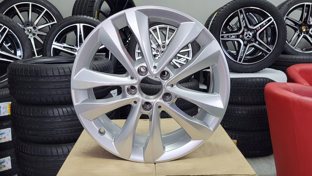 1x Alufelge 17 Zoll 7.0" 5x112 48,5ET Glanz Silber A2054018000 Mercedes-Benz