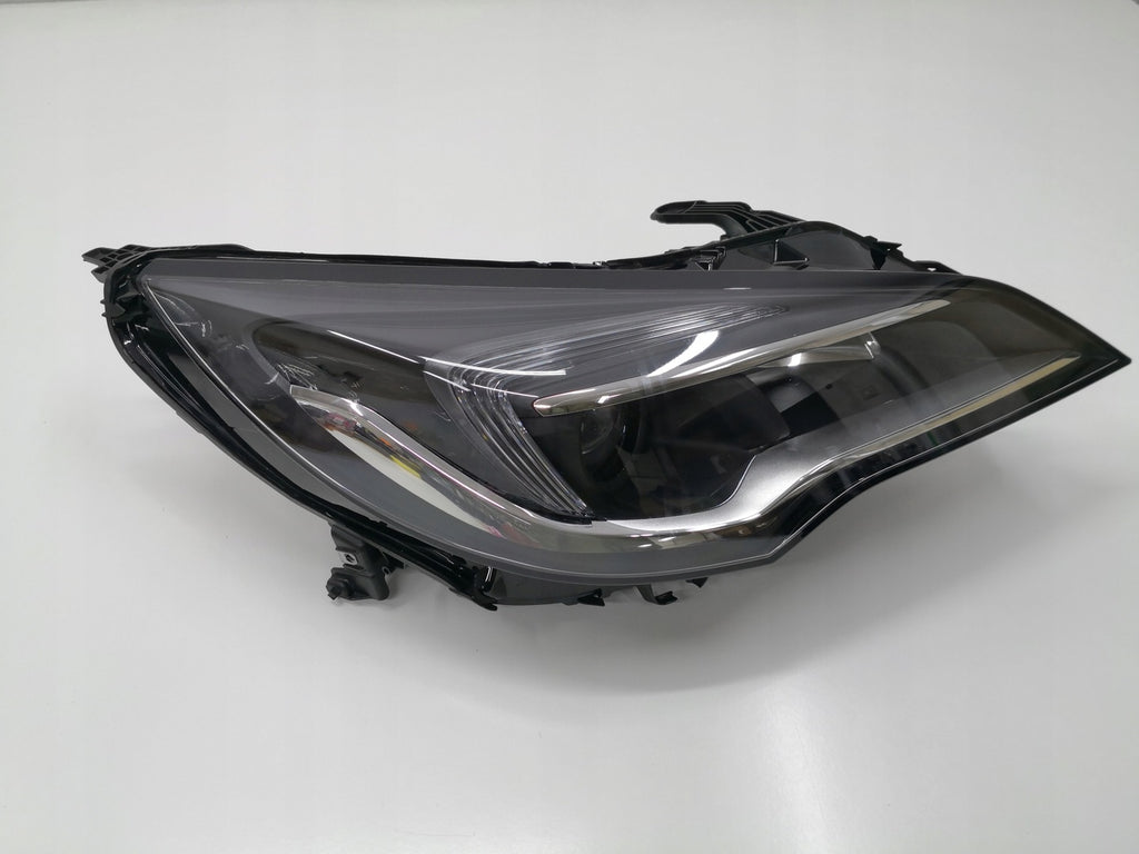 Frontscheinwerfer Opel Astra 7960400002 39077801 LED Rechts Headlight