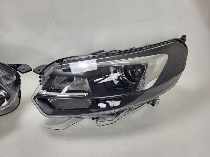 Frontscheinwerfer Opel Vivaro Zafira Life Ein Satz Scheinwerfer Headlight SCH2965497729tf
