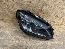 Laden Sie das Bild in den Galerie-Viewer, Frontscheinwerfer Mercedes-Benz W205 A2059061606KZ LED Rechts Headlight