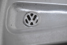 Load image into Gallery viewer, 1x Alufelge 15 Zoll 5.5&quot; 5x100 40ET Matt Silber 2G0601025 VW Polo Rim Wheel