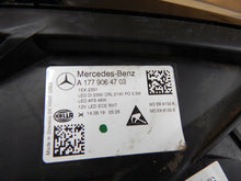 Laden Sie das Bild in den Galerie-Viewer, Frontscheinwerfer Mercedes-Benz W177 A1779064703 Links Scheinwerfer Headlight SCH5342427560vn
