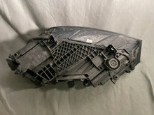 Load image into Gallery viewer, Frontscheinwerfer Audi E Tron 4M0941774C Full LED Rechts Scheinwerfer Headlight SCH8667803026cj