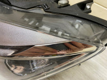 Laden Sie das Bild in den Galerie-Viewer, Frontscheinwerfer BMW 3 F30 F31 Xenon Links Scheinwerfer Headlight SCH7659261803um
