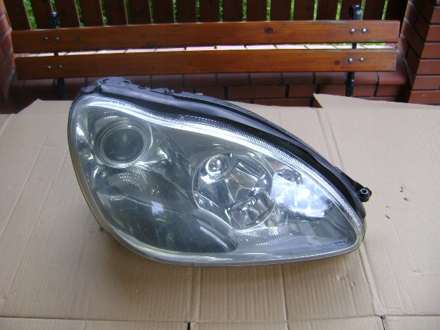 Frontscheinwerfer Mercedes-Benz W220 0301178274 A2208202461 Rechts Headlight