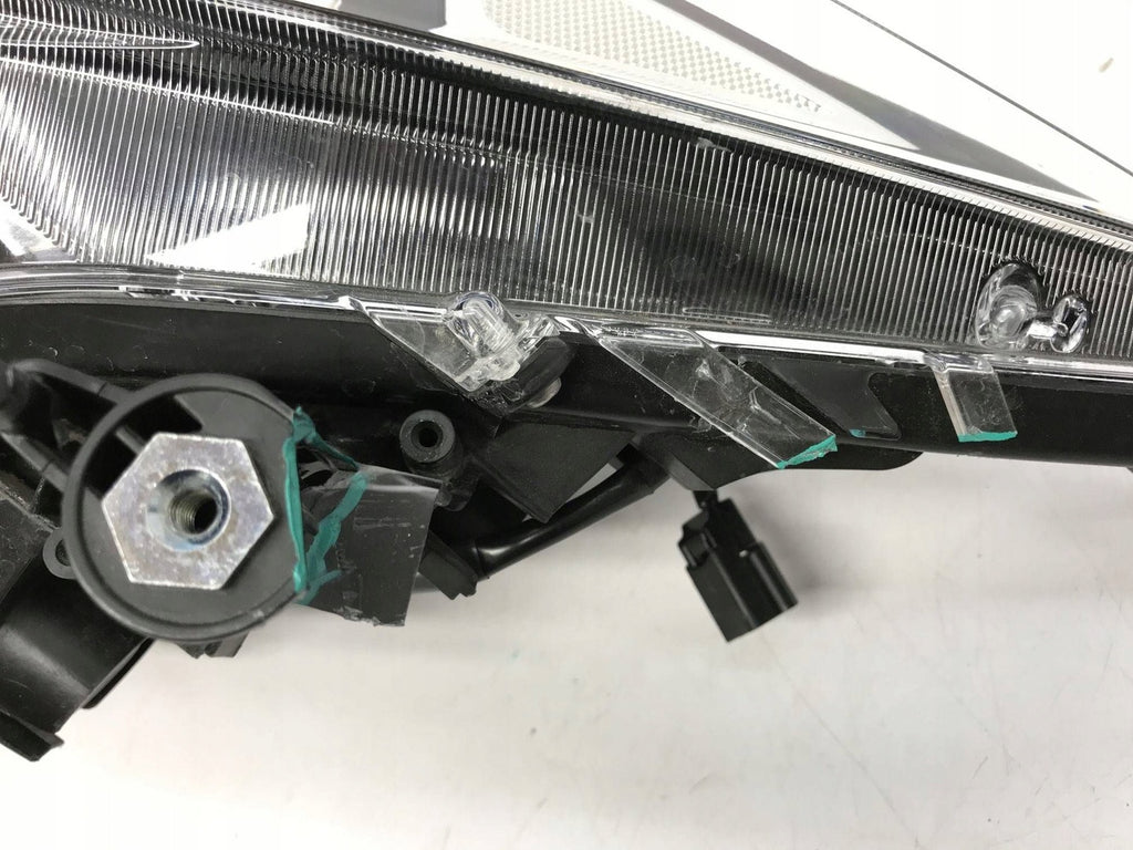Frontscheinwerfer Toyota V YWY8037 Full LED Ein Stück (Rechts oder Links)
