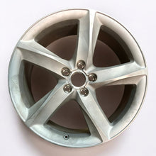 Laden Sie das Bild in den Galerie-Viewer, 1x Alufelge 19 Zoll 8.5&quot; 5x112 45ET 4E0601025BF Audi Rim Wheel