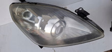 Load image into Gallery viewer, Frontscheinwerfer Opel Zafira B 13252470 13252471 Xenon Ein Satz Headlight SCH1630919879gw
