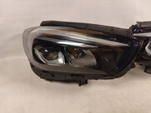 Laden Sie das Bild in den Galerie-Viewer, Frontscheinwerfer Mercedes-Benz W247 A2479062603 Ein Satz Scheinwerfer Headlight SCH1456634829ry