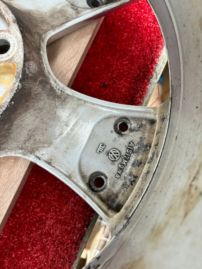 1x Alufelge 19 Zoll 9.0" 5x130 60ET 7L9601025B VW Touareg Rim Wheel