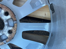Load image into Gallery viewer, 1x Alufelge 18 Zoll 7.0" 5x112 Glanz 57A601025D Skoda Karoq Rim Wheel FEL6191153654tn